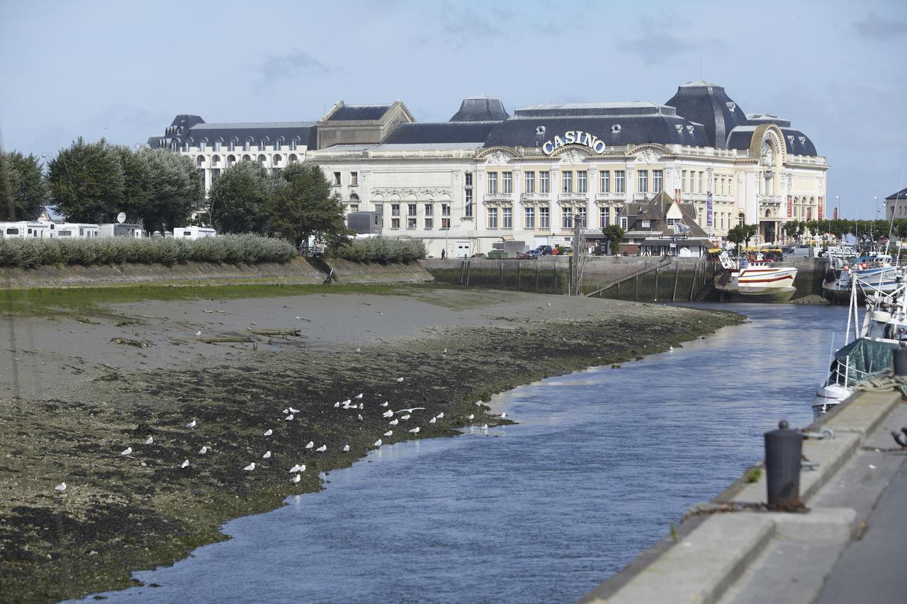 Sowell Residences Le Port Трувіль-сюр-Мер Екстер'єр фото